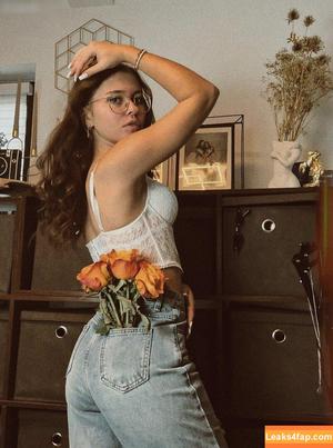 Anna Kauer photo #0258