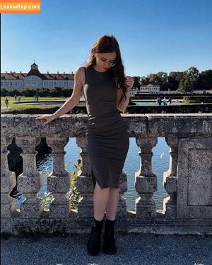 Anna Kauer photo #0266