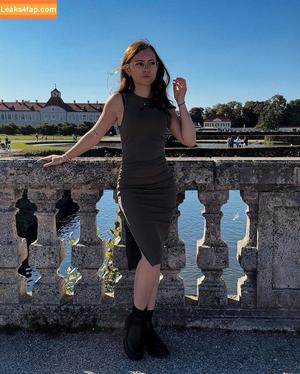 Anna Kauer photo #0268