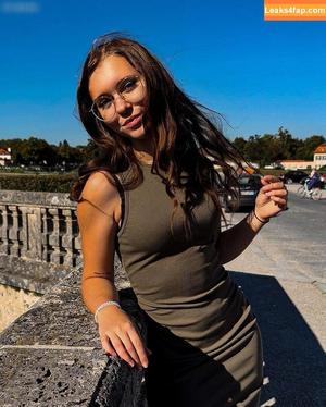 Anna Kauer photo #0274