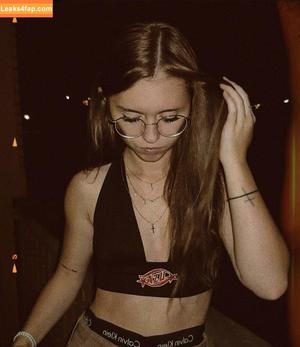 Anna Kauer photo #0278