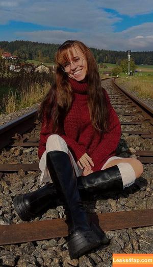 Anna Kauer photo #0613