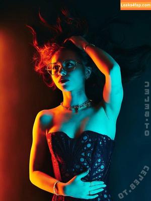 Anna Kauer photo #0894