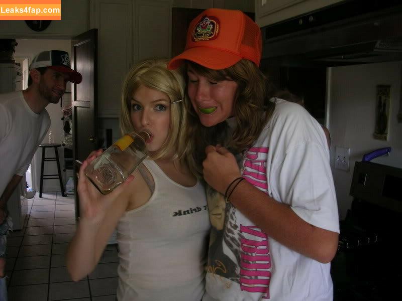 Anna Kendrick / annakendrick47 / https: слитое фото фото #0083