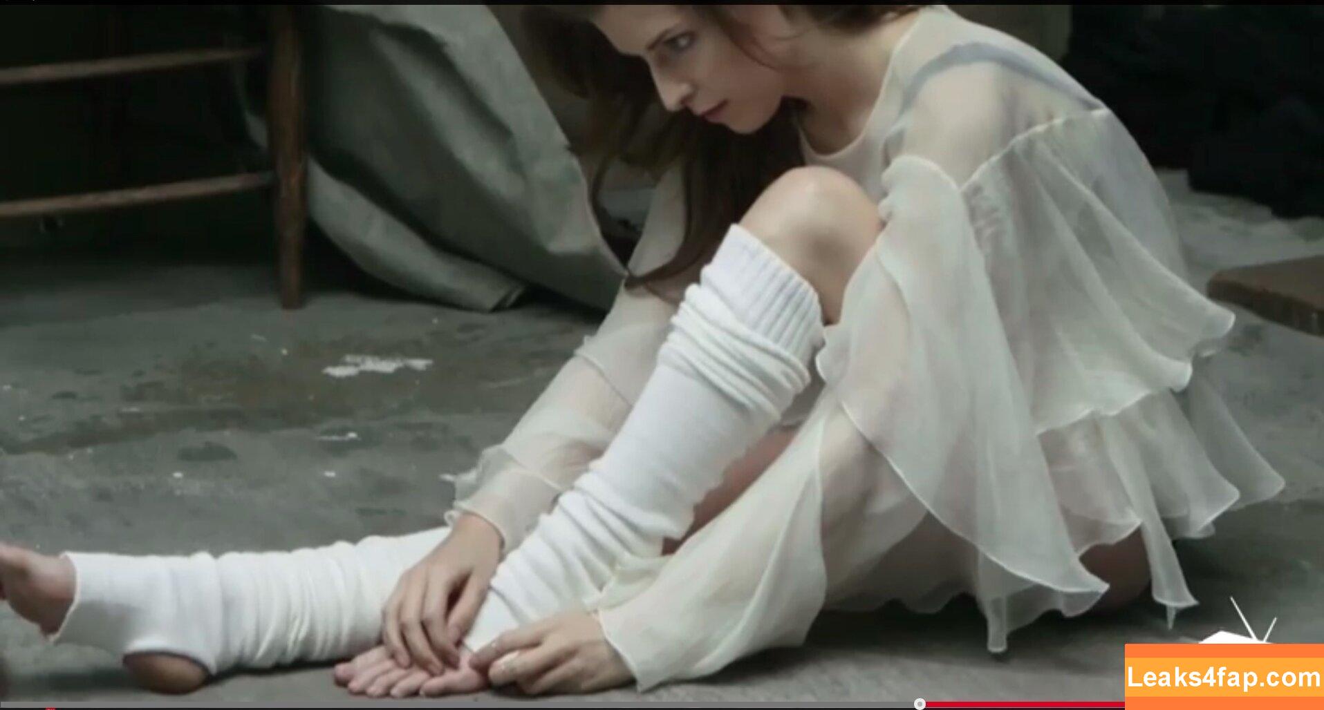 Anna Kendrick / annakendrick47 / https: слитое фото фото #0361