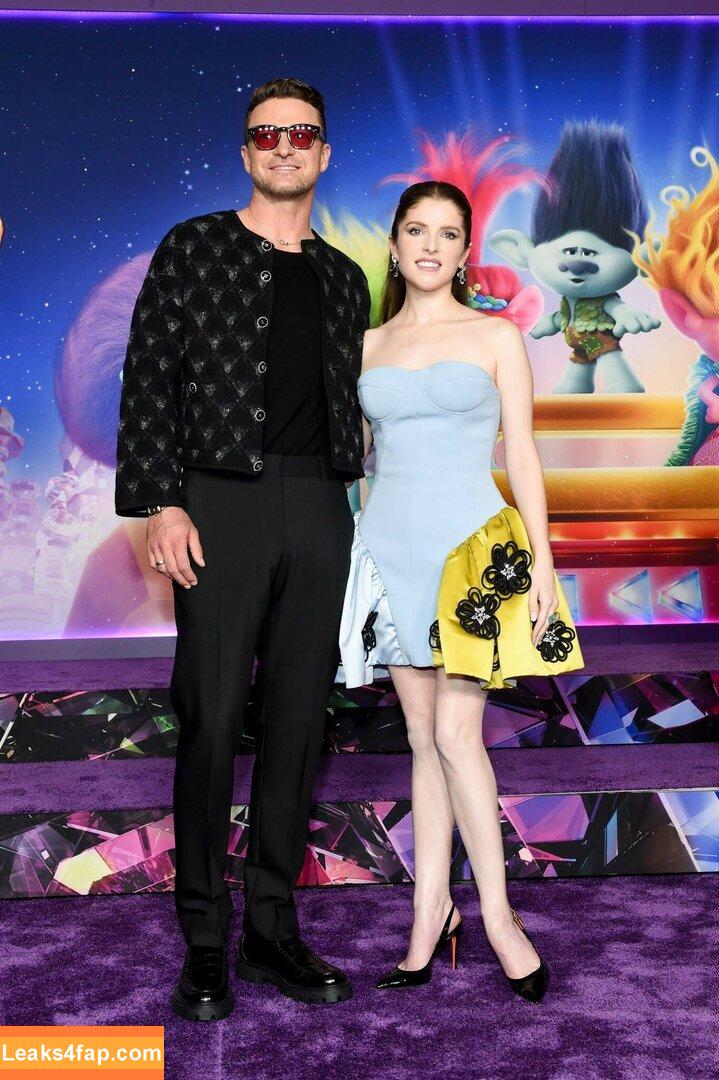 Anna Kendrick / AnnaKendrick47 слитое фото фото #0373