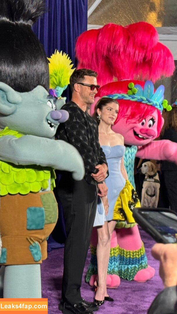 Anna Kendrick / AnnaKendrick47 слитое фото фото #0380