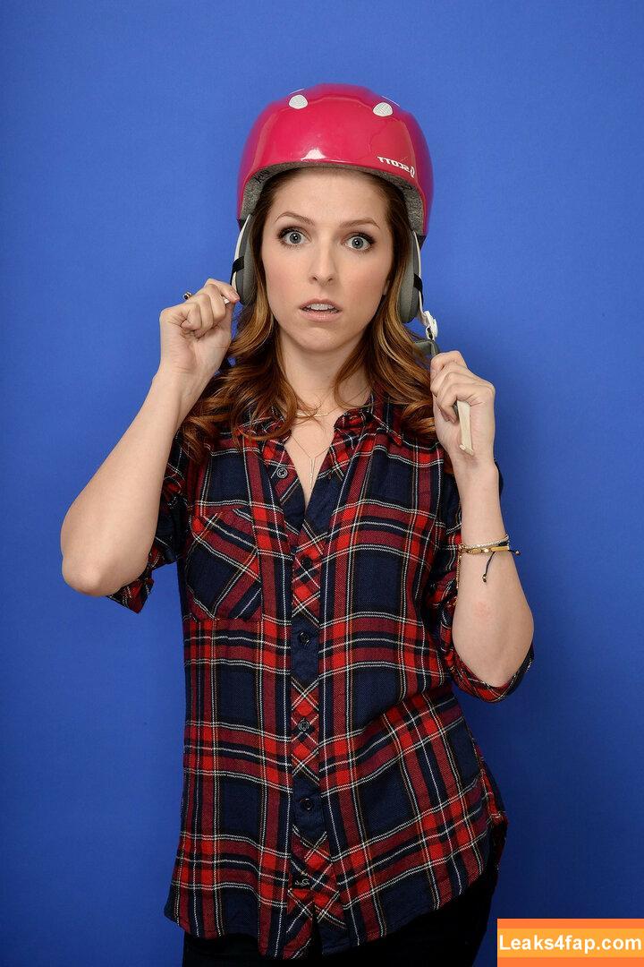 Anna Kendrick / AnnaKendrick47 слитое фото фото #0716