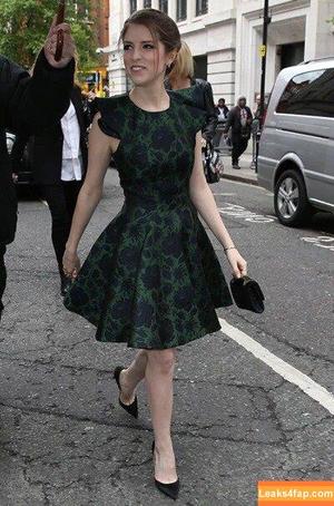 Anna Kendrick фото #0002
