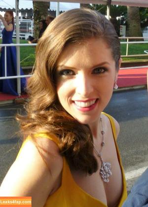Anna Kendrick фото #0143