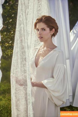 Anna Kendrick фото #0175