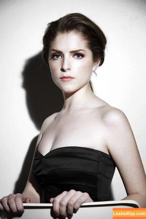 Anna Kendrick фото #0213