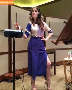Anna Kendrick фото #0281