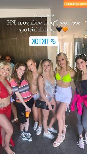 Anna Kendrick фото #0295