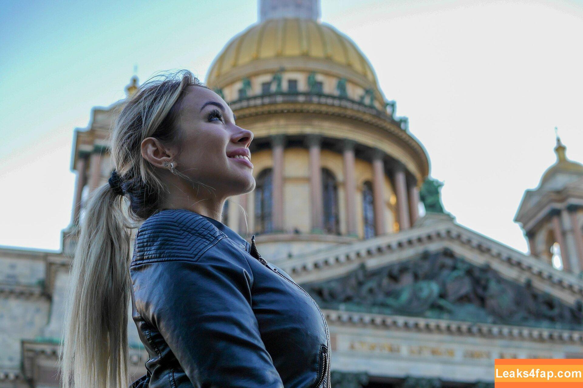 Anna Kostenko / annetkostenko слитое фото фото #0055