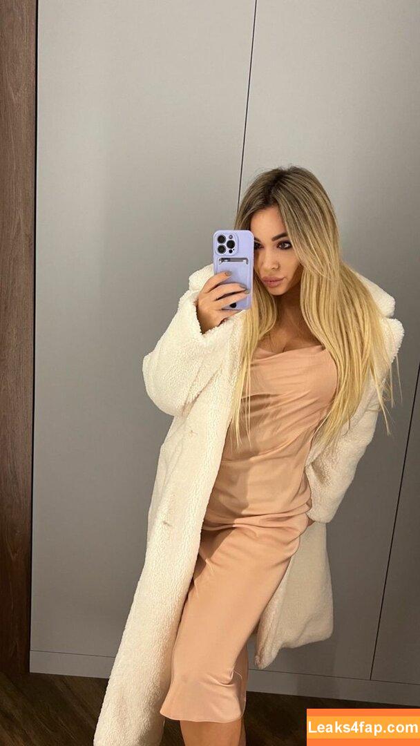 Anna Kostenko / annetkostenko слитое фото фото #0298