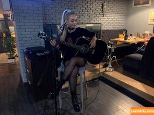 Anna Kostenko photo #0393