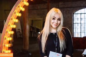 Anna Kostenko photo #0406