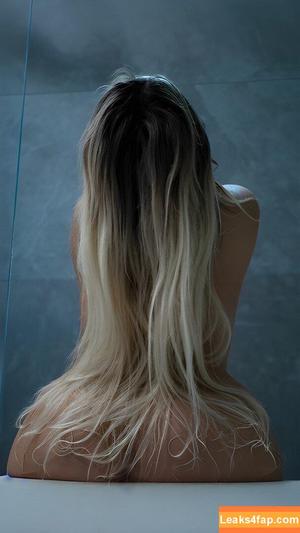Anna Kostenko photo #0506
