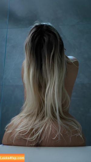 Anna Kostenko photo #0560