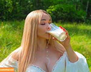 Anna Kostenko photo #0863