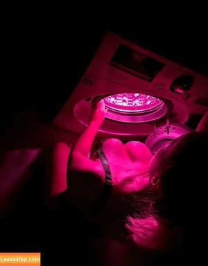 Anna Kostenko photo #1035