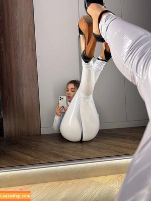 Anna Kostenko photo #1108