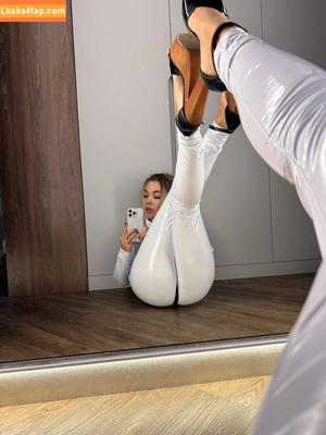 Anna Kostenko photo #1116