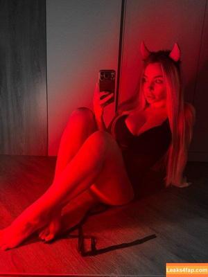 Anna Kostenko photo #1309
