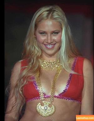 Anna Kournikova photo #0004