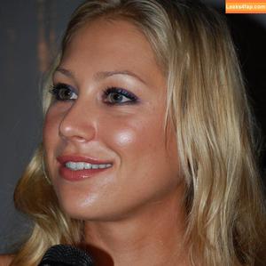 Anna Kournikova photo #0232