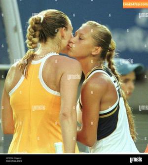 Anna Kournikova photo #0233