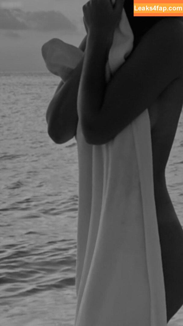 Anna Maria Schimanski / mariavschimanski слитое фото фото #0022