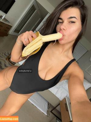 Anna Mukydza photo #0002