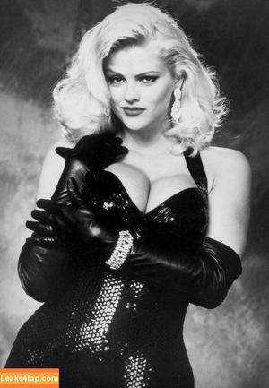 Anna Nicole Smith photo #0139