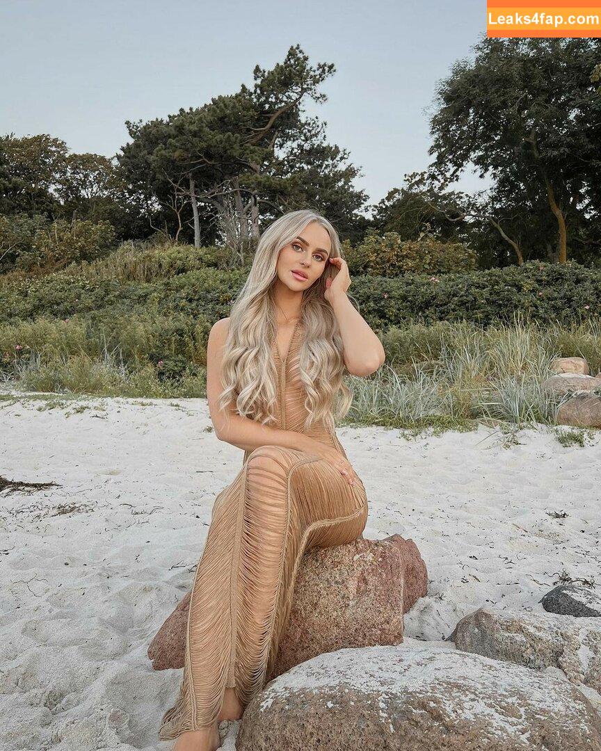 Anna Nyström / annanystrom / annanystromof leaked photo photo #0080