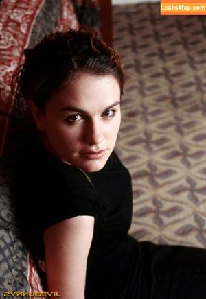 Anna Paquin photo #0009