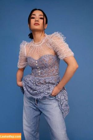Anna Sawai фото #0403