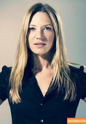 Anna Torv photo #0046