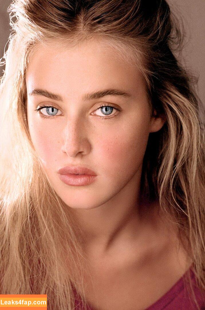 Anna Van Patten / anna.vanpatten leaked photo photo #0005