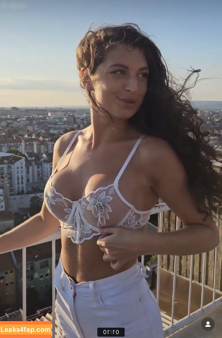 Anna Victoria Binnebößel / victoria.binne слитое фото фото #0057