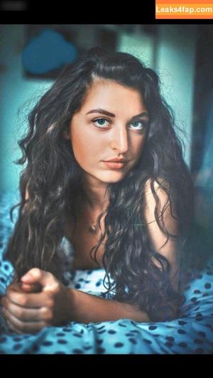 Anna Victoria Binnebößel photo #0073