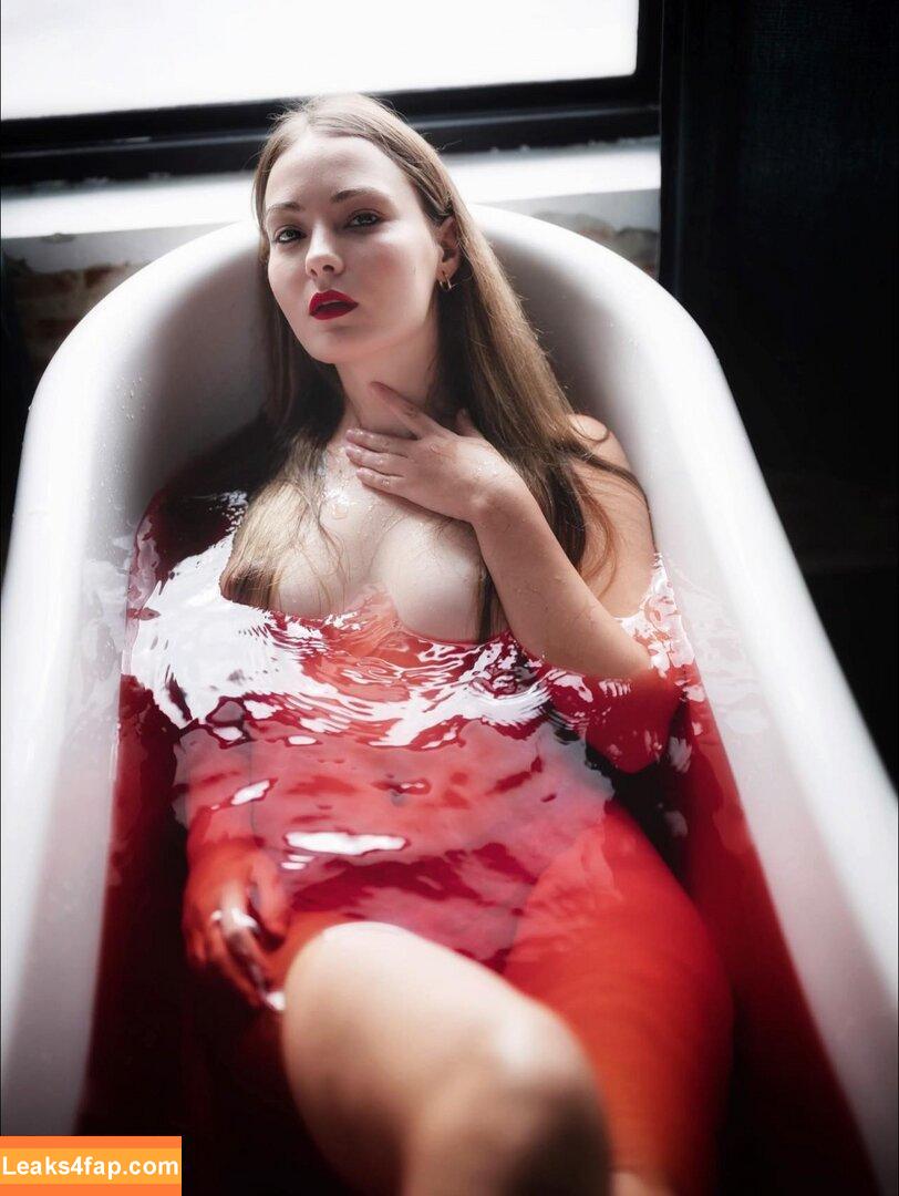 Anna Zabairatskaya / annasun2612 leaked photo photo #0007
