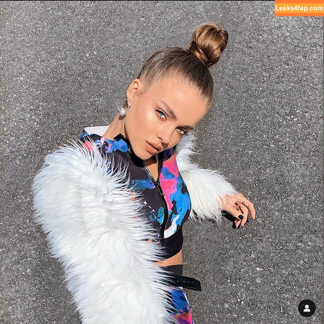 Anna Zak / annazak12 leaked photo photo #0086