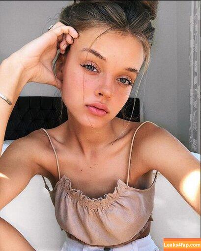 Anna Zak / annazak12 leaked photo photo #0093