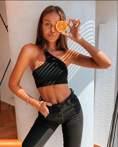 Anna Zak / annazak12 leaked photo photo #0107