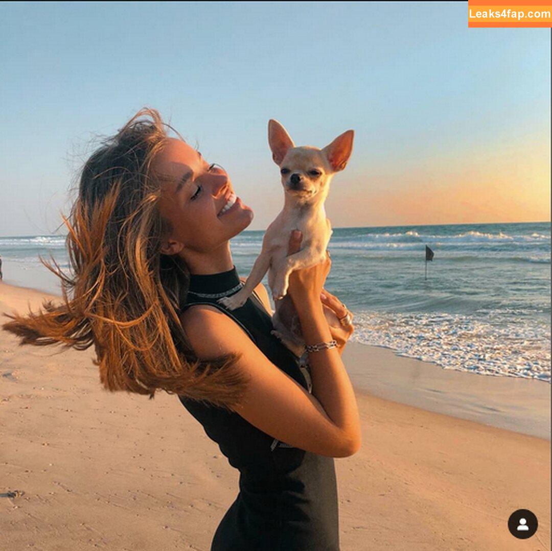 Anna Zak / annazak12 leaked photo photo #0110