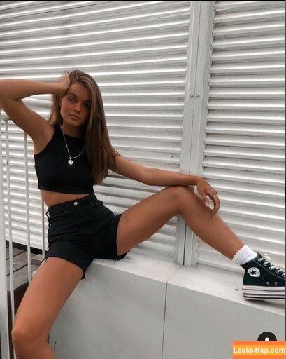 Anna Zak / annazak12 leaked photo photo #0164