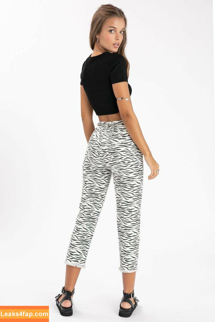 Anna Zak / annazak12 leaked photo photo #0212