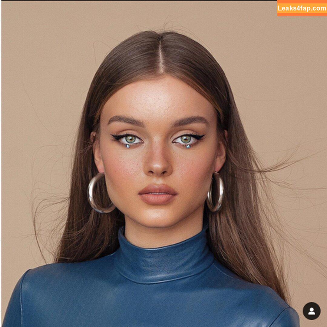 Anna Zak / annazak12 leaked photo photo #0243